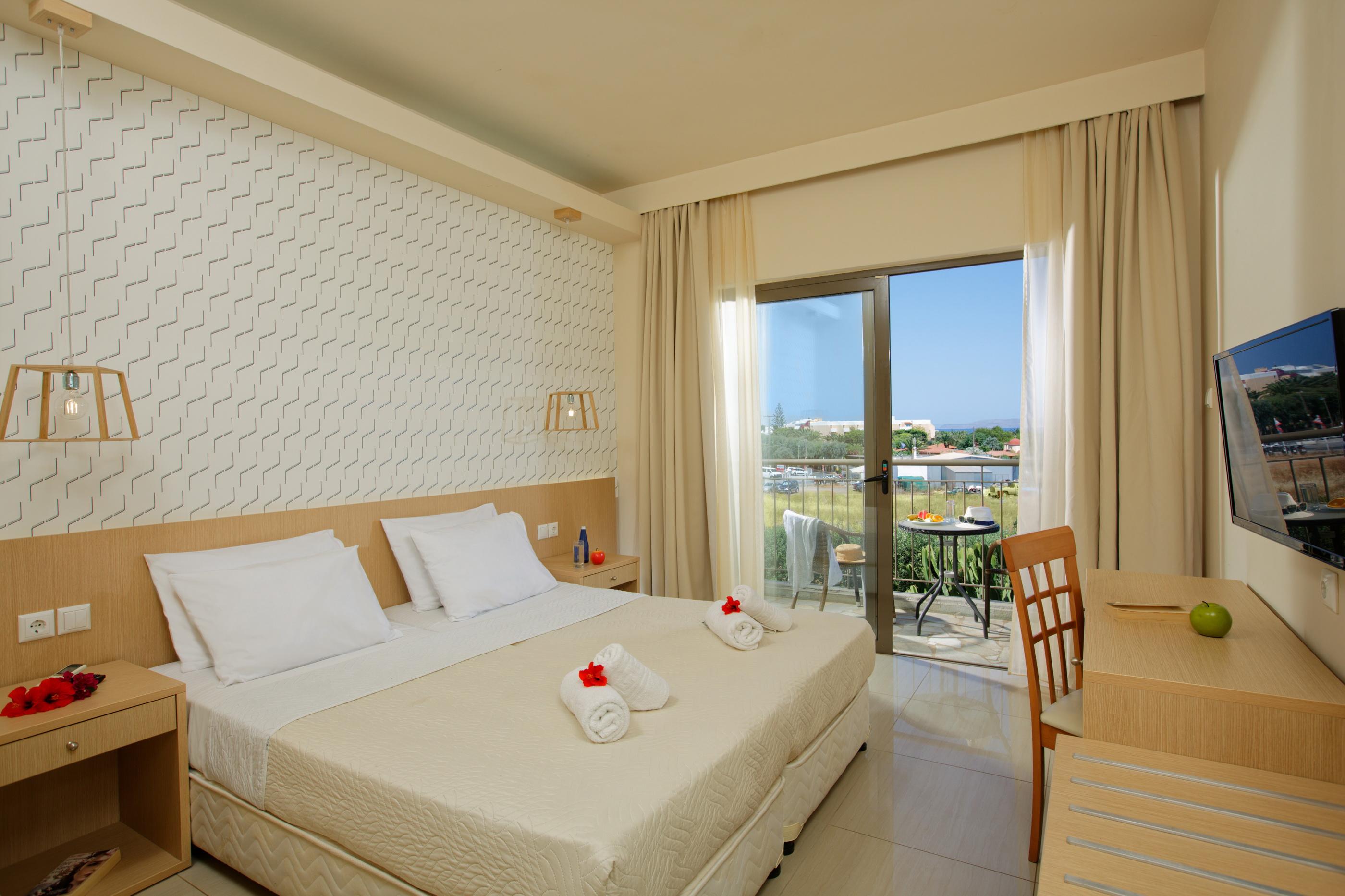 Oasis Beach Hotel - Adults Only Аниссарас Экстерьер фото
